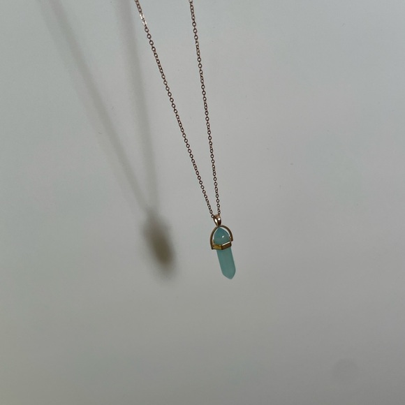 Gold chain crystal necklace - Picture 2 of 3